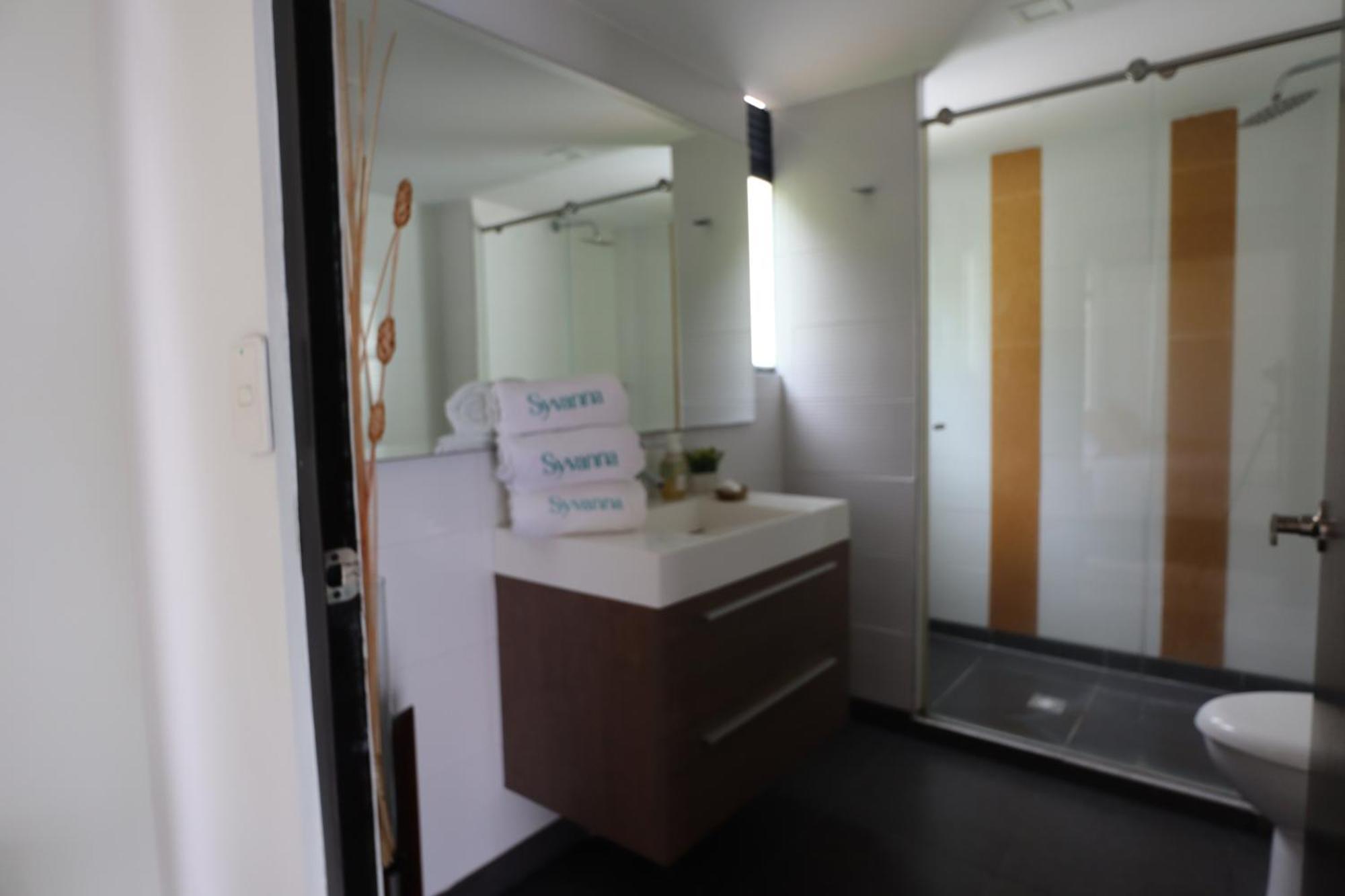 Hotel Syvanna Wellness&Spa Cerritos Exteriör bild