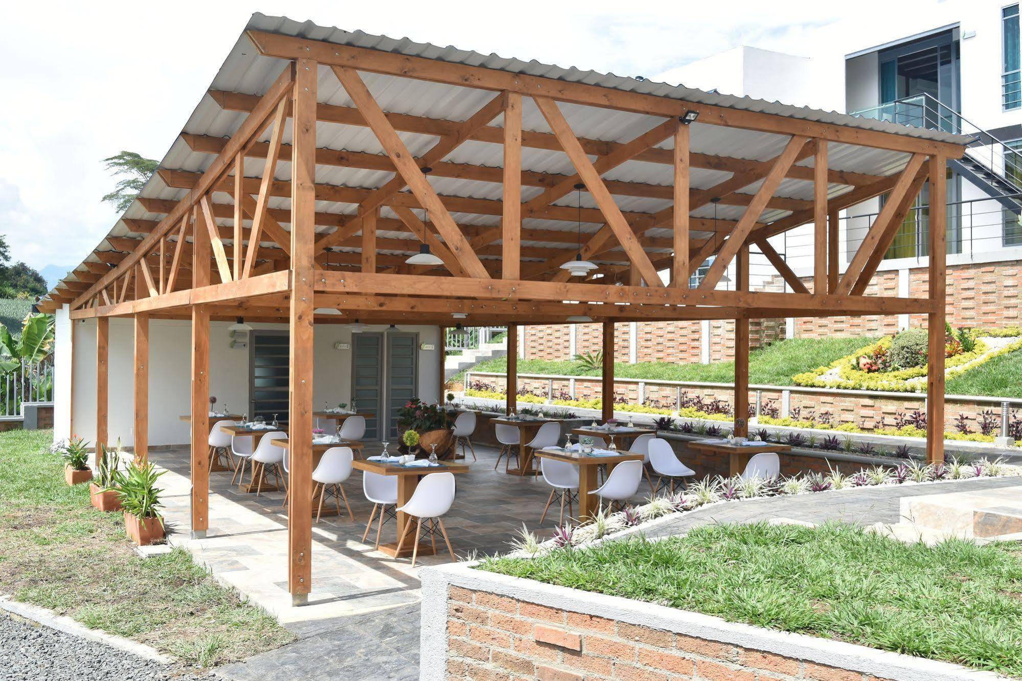 Hotel Syvanna Wellness&Spa Cerritos Exteriör bild