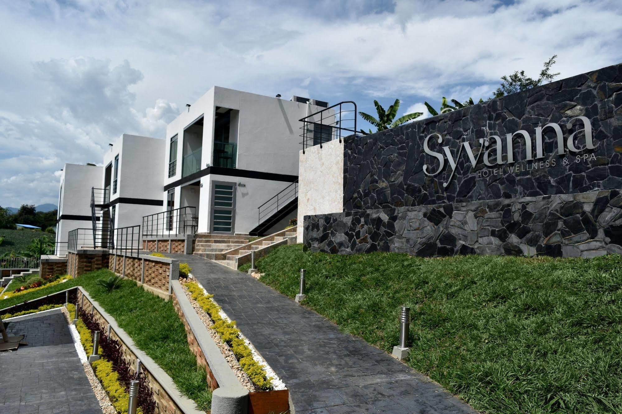 Hotel Syvanna Wellness&Spa Cerritos Exteriör bild